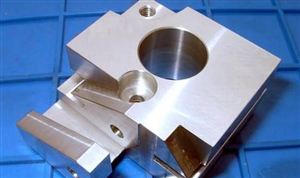 中国铝型材行业迅速成长 铝制品加工行业市场现状分析