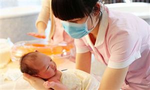 母婴护理师好做吗？2022中国母婴护理行业发展前景趋势分析