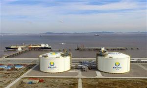 中国首座沿海LNG船舶加注站正式投运 天然气行业空间巨大 LNG是突破重点