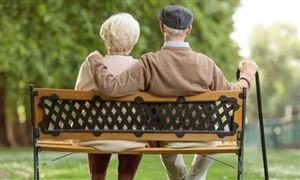 中国老龄人口逼近3亿 智能养老设备市场潜在需求分析 智能养老设备行业规模及发展前景分析