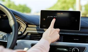 三季度全球车载显示面板出货量同比增25.6% 车载显示器市场分析