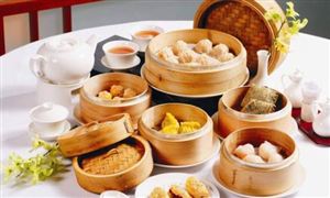 致力服务大运会 成都领军团膳企业赴重庆考察 团膳行业快餐服务发展现状