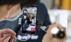 直播电商行业迎爆发期 2022网络直播发展前景规划分析