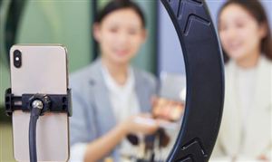 中国网络直播行业营收情况及市场规模预测