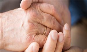 瞄准个人养老金业务 机构布局紧锣密鼓 银保监会规范养老金融业务