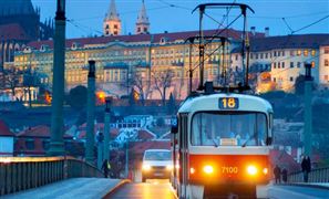 中国有轨电车市场规模与世界有轨电车产业发展对比