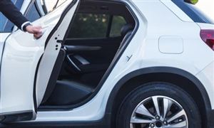 宝马最早将于2025年推出与丰田汽车研发的燃料电池车 电动汽车份额提高到50%