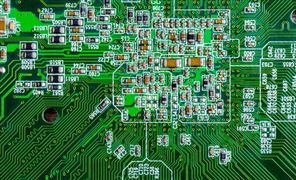 超声电子新型特种印制板产能预计达24万平方米 中国电路板行业市场现状分析
