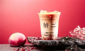 新式茶饮争相拥抱资本市场行业规模已超千亿元 新式现制茶饮行业全面分析