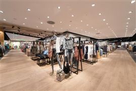 2023中国服装零售行业整体态势与未来方向