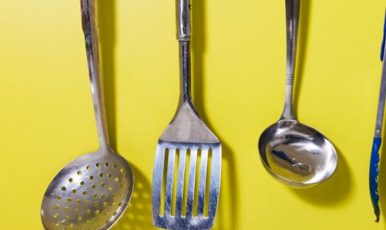 我国不锈钢产业面临的新形势 不锈钢日用品市场投资前景分析2023