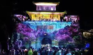 夜游景区门票量大增近三倍 三亚租车游艇等预订量增长超200% 景观照明产业市场现状