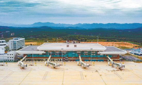 2023年民航业发展展望 民用航空机场建设行业市场前瞻及投资分析