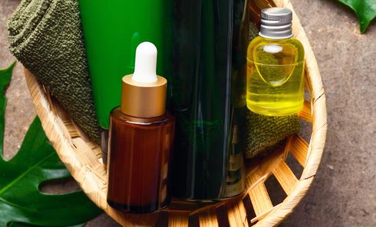 中国药妆产业链发展现状 2023年药妆行业市场规模分析