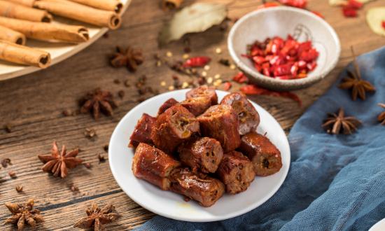 鸭脖行业发展趋势及市场竞争格局分析2023