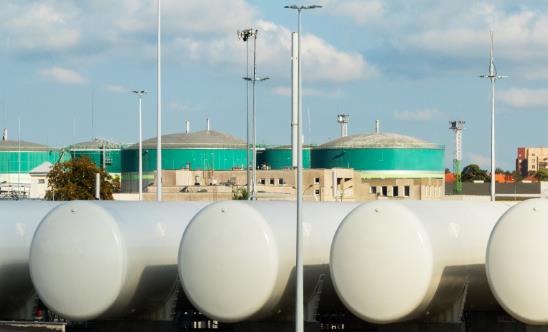 中国液化天然气LNG行业产销现状 液化天然气LNG行业市场投资策略分析