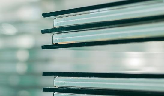 20233D玻璃行业发展前景分析 3D玻璃前盖渗透空间较大