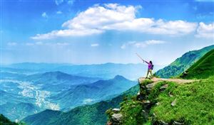 国内旅游蓬勃发展 2023年旅游行业市场发展现状分析