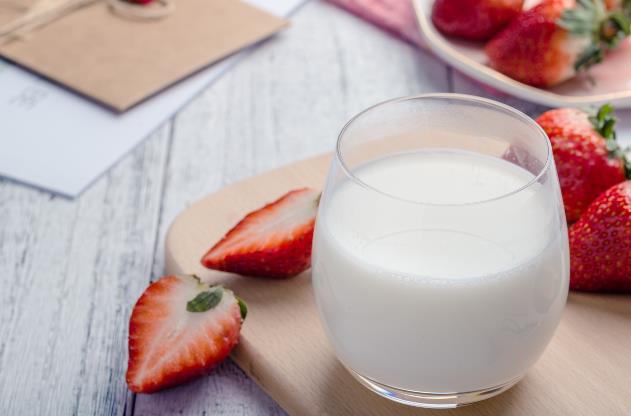 婴儿配方奶粉市场继续萎缩 2023国内婴儿配方奶粉市场竞争加剧