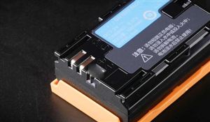 3月17日锂电池板块整体涨幅0.30%  锂电池行业分析2023 行业总产值将突破1.2万亿元