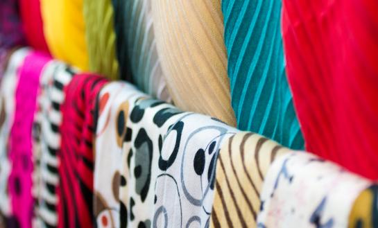 2023年中国服装零售行业市场全景调研及投资价值评估