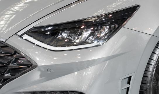 2023年玻璃水行业市场深度分析 行业市场规模将达13046亿元