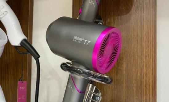 电吹风未来投资方向 电吹风行业供需趋势及投资研究