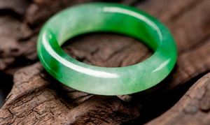 翡翠销售火热 2023翡翠市场现状及前景分析