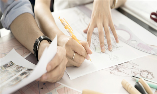 2023年全屋定制家具​产业结构调整方向分析 家居跨界越来越常见化