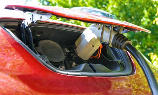 2023车载电源行业发展分析