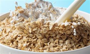 中国食品饮料行业消费现状 中国食品饮料行业竞争格局分析