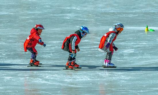 中国冰雪装备行业供需形势分析 中国冰雪装备行业发展前景预测