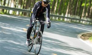 运动自行车卖爆 销量暴增超200% 有门店月销售额达230万元 自行车行业市场发展现状 