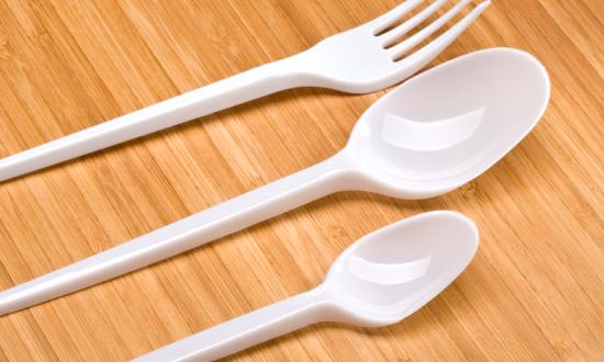 一次性塑料餐具市场形势 2023一次性塑料餐具行业发展前景分析