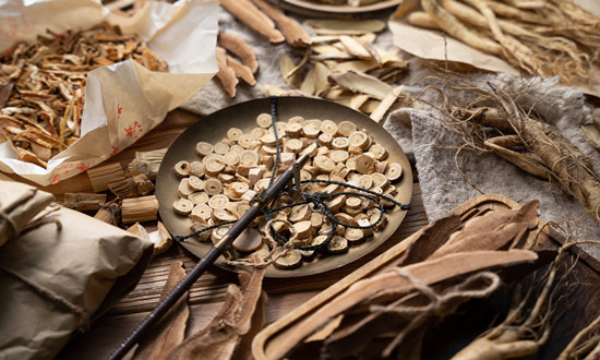 中药材种植是一项具有广阔发展空间的产业 党参行业市场发展现状分析