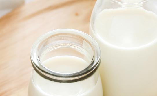 2023年中国进口牛奶市场发展现状分析