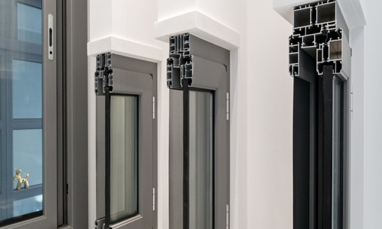 铝门窗企业竞争趋白热化 铝合金门窗行业市场深度分析