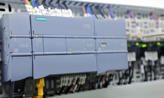 PLC控制器行业市场深度分析及发展研究2023