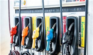 国内成品油调价或现今年首次连涨 预计2024年全球原油需求增速预期为164万桶/日