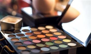 中国美妆新零售行业消费现状 中国美妆新零售行业市场规模分析