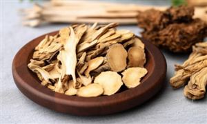 中药材炒成金融产品? 中药材行业市场发展分析2023