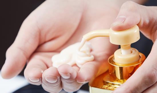 脱发现象越来越受到人们的重视 中国护发素行业消费规模分析