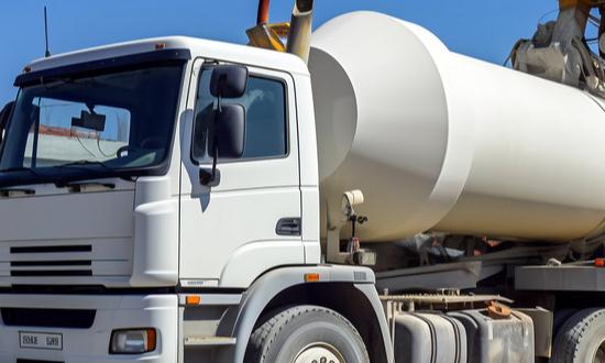 水泥搅拌车市场前景及现状分析 电动化将加速更换需求