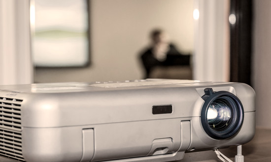 工程投影机行业市场发展现状及前景趋势分析