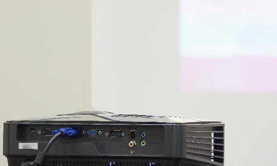 中国激光投影家用市场份额超9成 激光投影机行业还有发展机会吗