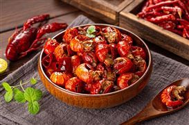 广东雷州：对虾收购季到来 价格下跌明显 小龙虾行业市场深度分析