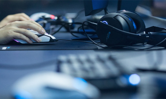 游戏直播用户规模高达3.82亿人 游戏直播平台行业前景趋势分析