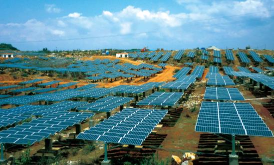 2023上半年光伏产业链产量全线增长 科创板光伏企业业绩亮眼