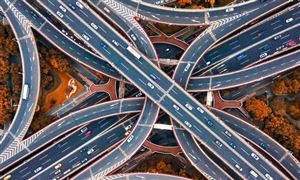 我国交通运输行业仍然发展不平衡 中国交通运输行业投资战略研究