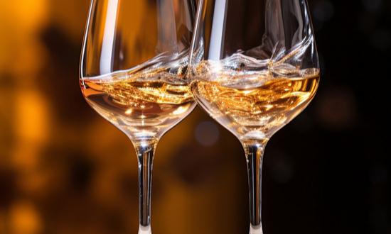 香槟市场销量怎么样 香槟行业发展趋势分析2023